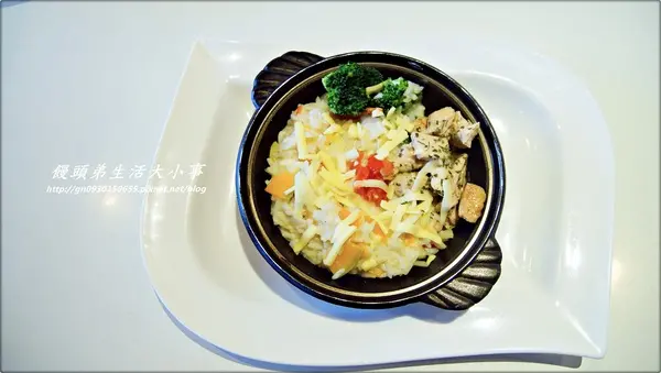 【食記/台北市】非吃不可蕃茄海鮮義大利麵♪♪Pasta Holic♪♪                
      