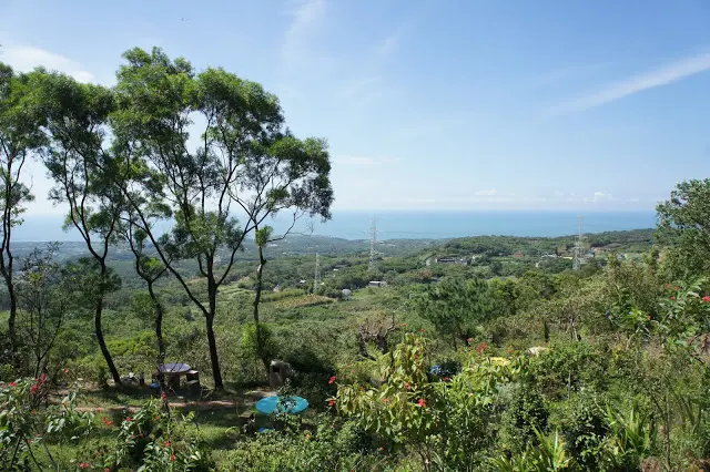 [景點] 新北三芝。咖啡樹景觀花園：柳暗花明又一村的無敵海景！ 