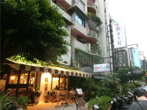 義派輕鬆義大利麵~隨處有巧思! 難得的城市窩心時尚餐廳