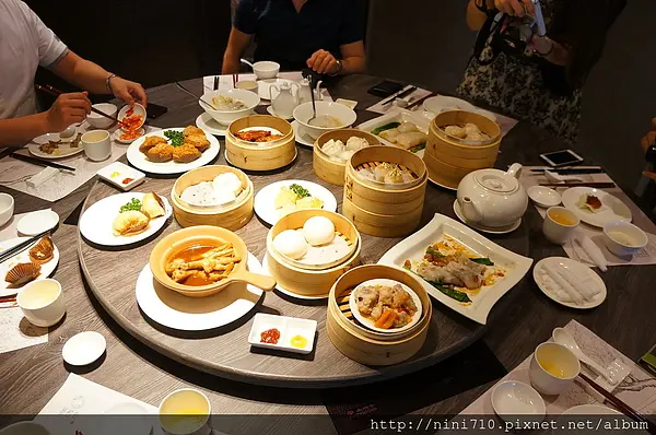台中美食~東京氣質美少女養成之旅會議在金悅軒港式餐廳