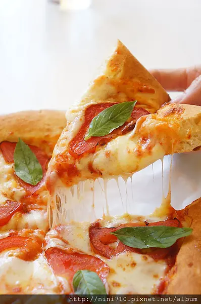 台中美食~午餐小約會在朵那披薩 DONA PIZZA