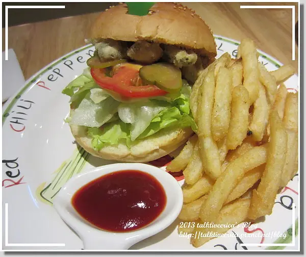 『呷』「捷運科技大樓站」☆PP.99 cafe☆ 綠活飲食-素食漢堡好美味