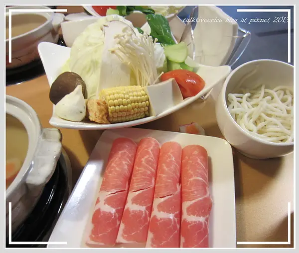 『呷』「捷運小碧潭站」超值陶鍋簡餐就在樂陶然