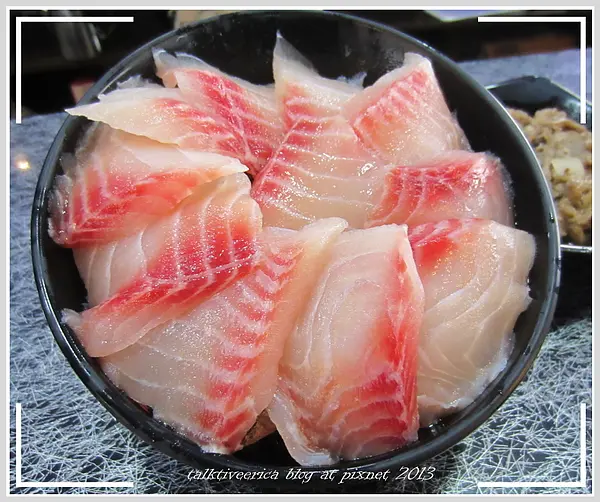 『呷』「捷運行天宮站」☆石饌台式石頭火鍋☆拜拜完也要飽餐一頓