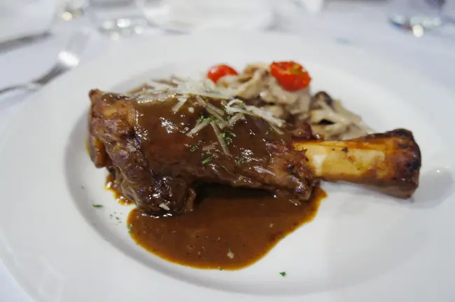 【台北美食】Sonoma 焱牛排館-商業午餐很超值