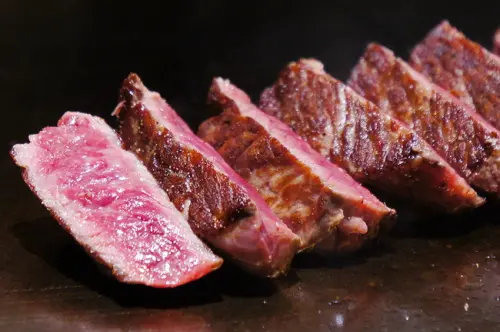 【台北美食】犇和三味-A11級神戶牛，鍋物、鐵板、和食三種美味的交響樂