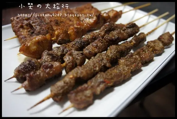 [新北市。板橋區] ★小喬新疆羊肉串★聞香而來