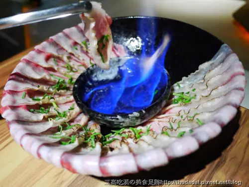 [V.S.食記] 竹北－百花窯＆岩漿火鍋 (岩漿火鍋氣氛較好也比較好吃一些，但C/P值低很多阿...)