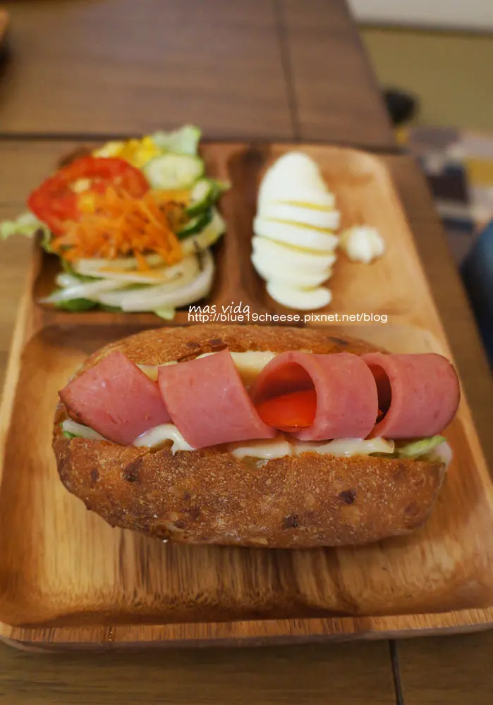 台中 mas vida生活試驗所 - 可愛的馬來貘陪你一起用餐囉.來假文青一下 XD