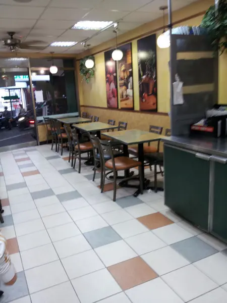  【台中東海】SUBWAY－菜少到我都不想拍了=  =        
      