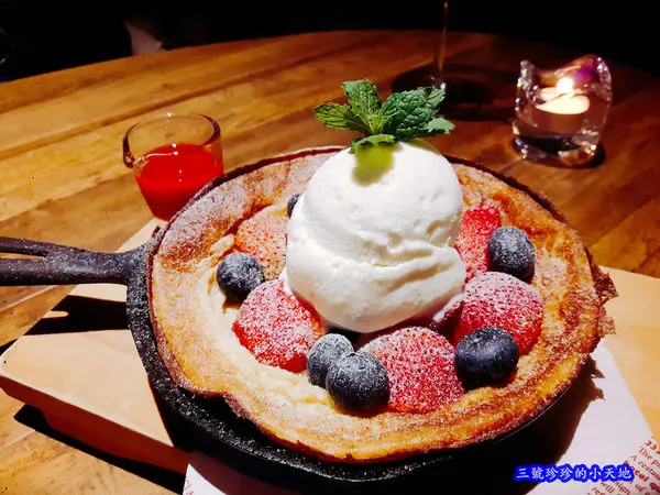 333 Restaurant&Bar．小巨蛋站周邊美食餐酒館下午茶推薦．荷蘭鐵鍋鬆餅超美味．HOTEL QUOTE Taipei．三五好友放鬆小酌好去處