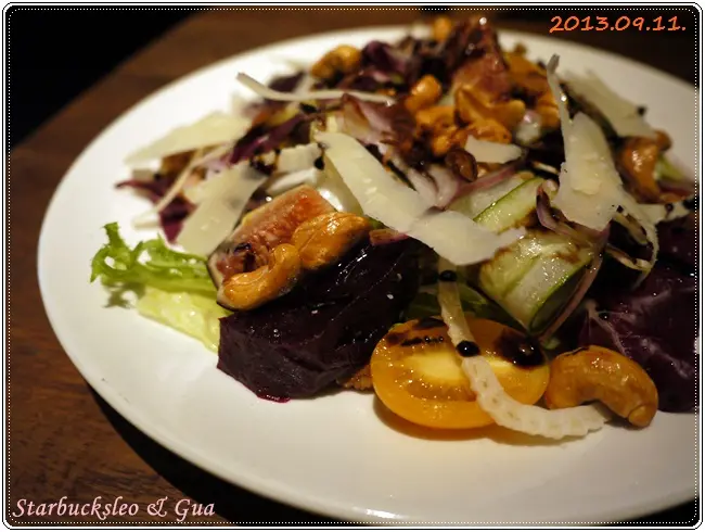 [台北。松山] 333 Restaurant & Bar。沙拉鮮嫩、漢堡多汁、三明治香脆的商業午餐