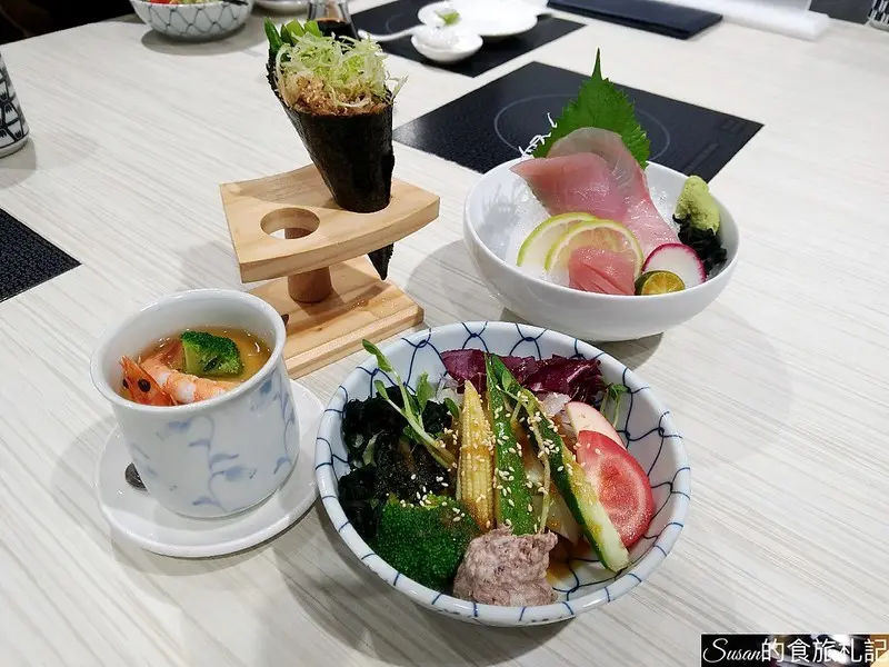 台中美食|御閣手作すし文心旗艦店，套餐單點選擇多樣化，食材新鮮美味 文心家樂福美食