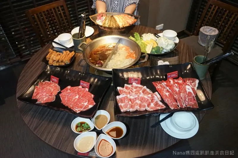 《新竹美食》芙洛麗銅話鍋物 火鍋吃到飽 頂級和牛海鮮任你吃！新竹尾牙春酒聚餐首選(附銅話鍋物價位) - Nana媽四處趴趴走美食日記