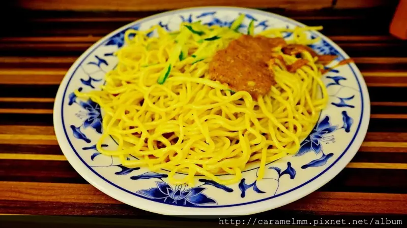 【台北松山】陳家涼麵 24小時營業台北超人氣涼麵 宵夜/早餐 份量小巧清爽開胃 南京東路/南京三民捷運站