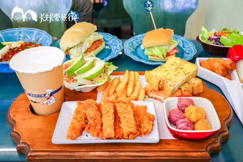 【羅東早午餐】瓦瓦世創意早午餐｜推薦炒泡麵和打拋豬 各種套餐還有創意餐點平日晚餐也吃得到