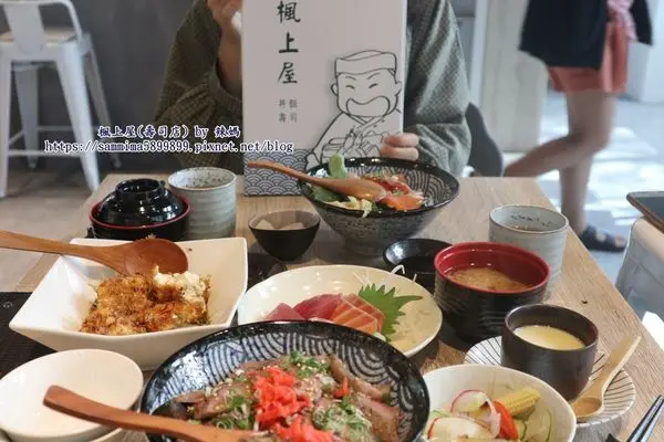 【台中北屯 日式料理】楓上屋(壽司店)，丼飯.壽司.高檔新鮮食材，親民享受~