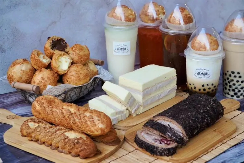 【台中下午茶】霧峰區新開幕『茶水鎮』是一間飲料結合泡芙、蛋糕的茶飲甜點店，現灌爆漿泡芙酥脆爽口，送禮自吃兩相宜。 - 阿華田的美食日記