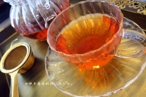 納吉司台北概念茶館｜鄰近行天宮捷運站，來自印度的專業紅茶，咖哩飯也是讓人一吃就愛喔！