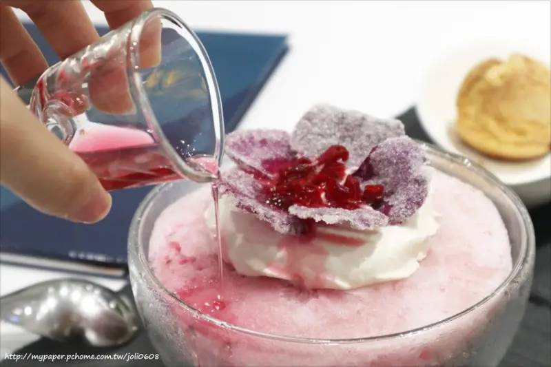 【維克甜品Vics Dessert Boutique】台北下午茶推薦 中山甜點推薦 華麗夢幻冰品 IG網美打卡熱點