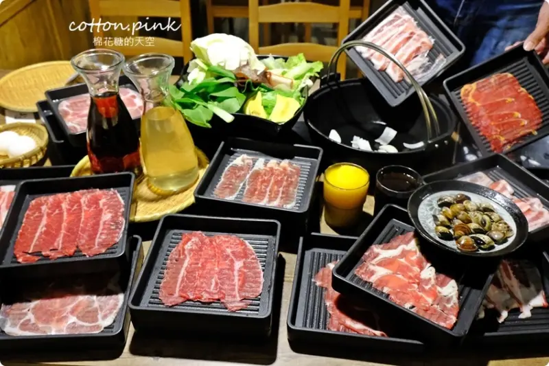 台中吃到飽這家也很狂～八種肉肉任你點，一宮壽喜燒也有火鍋吃到飽喔！ - 棉花糖的天空