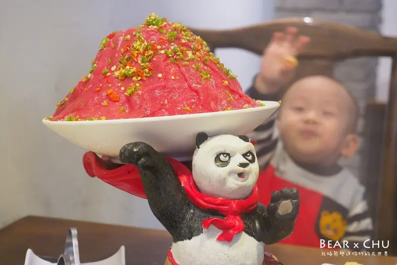 【台北東區四川麻辣火鍋推薦】小膳香成都麻辣火鍋・正統吃法沾油碟吃香不吃辣