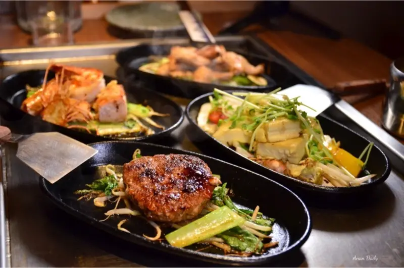 | 高雄美食 |千房台灣2號店新開幕/鐵板牛排特價$490/鐵板燒口味超多/千房大阪燒 漢神成功店