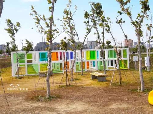 【台中西屯】水湳普普風濾色地景藝術裝置，適合打卡拍照的公園聖地