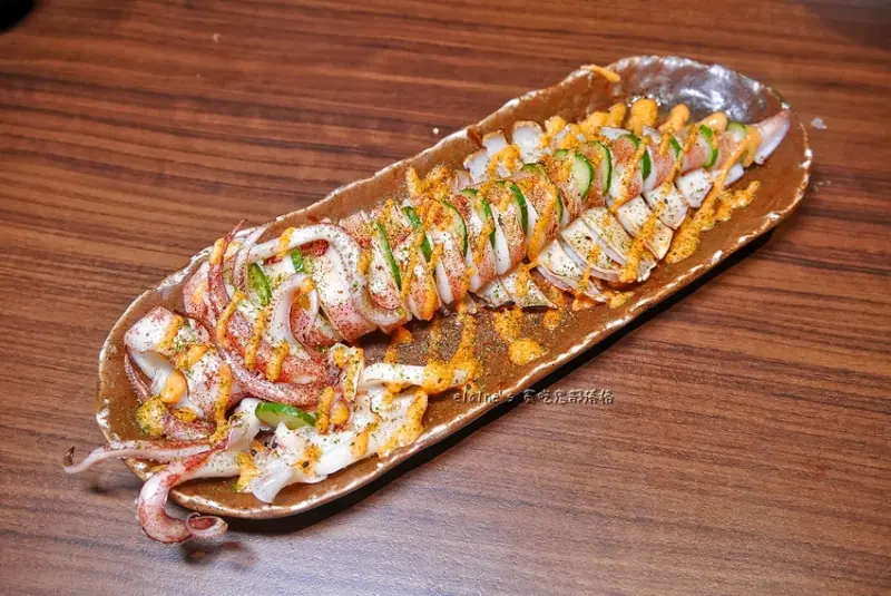 吃。新北板橋《禾野坊日式居酒屋》濃厚日本味居酒屋在台北也吃的到，首推明太子透抽和青甘下巴，串燒烤物也是一絕喔。板橋居酒屋推薦