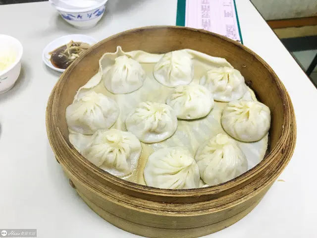 【台北松山】冠京華 | 比鼎泰豐便宜 日本觀光客愛吃的隱藏版小籠湯包 
