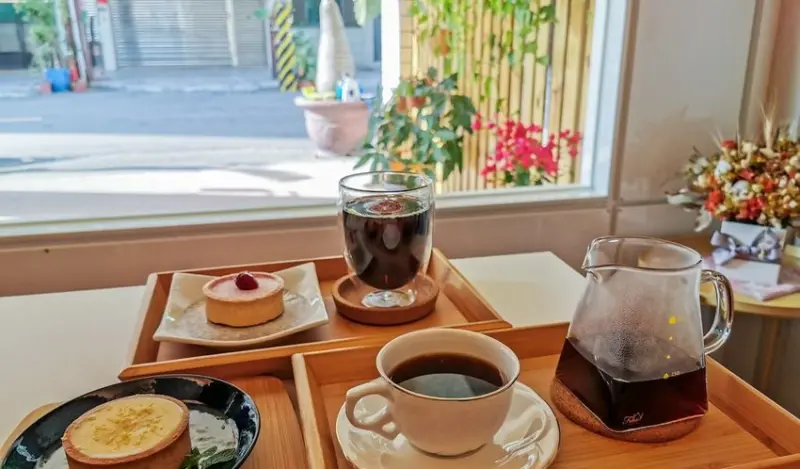 Maru Mi - み Cafe•Tea｜梧棲區台中--海線地區清新雅緻的咖啡小館，手沖精品咖啡搭配小蛋糕喝下午茶的好地方