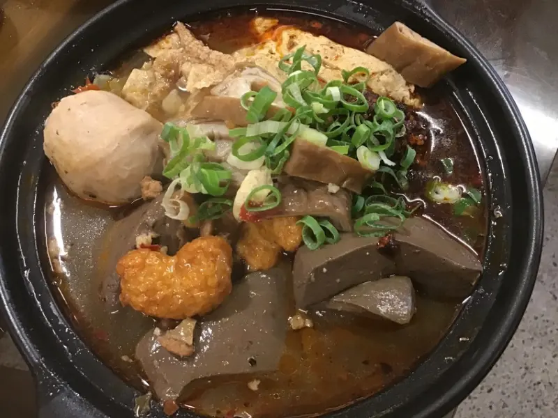 內壢後站美食[皇將麻辣臭豆腐]冬天的暖胃佳餚˙燙得夠勁、辣得夠火