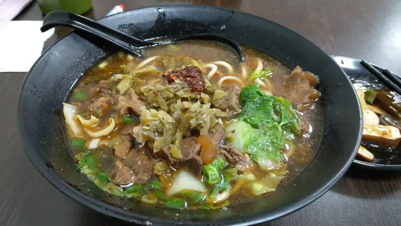 「新北板橋吃喝」冷颼颼天氣來碗牛肉麵暖心又暖身＠永豐牛肉麵