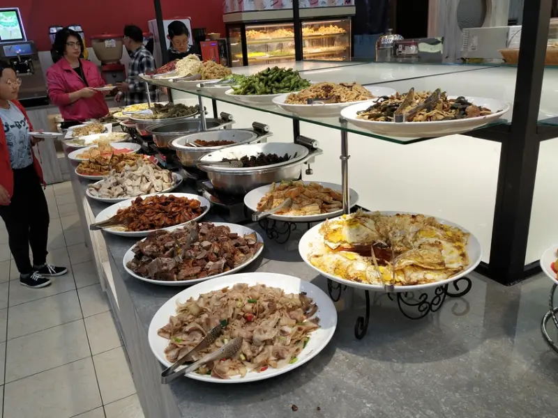 桃園美食☆ NT$199吃到飽 牛霸牛排館  佛心價 buffet 餐廳  自助吧吃到飽  桃園旗艦店 附設停車場