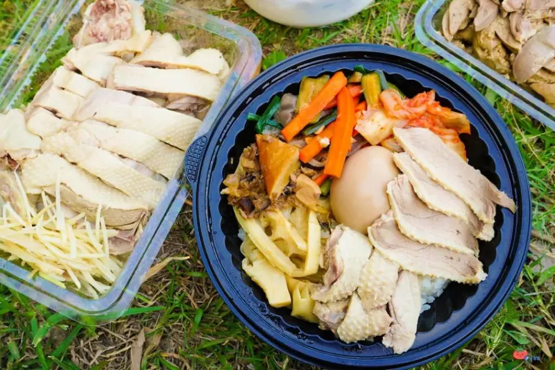 【桃園鵝肉飯推薦】全台前10名好吃！1個便當4種鵝肉滿足～鵝食記憶鵝肉專賣！可外帶外送