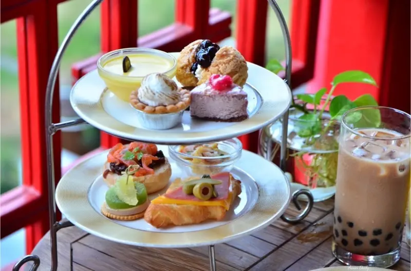 | 高雄美食 |俯瞰澄清湖美景/隱身在高雄圓山飯店的秘境咖啡廳 2nd Floor Cafe