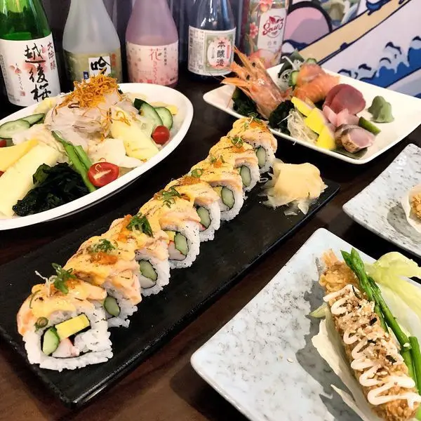 名屋食堂/高CP值日式料理/鮭魚龍蝦毛毛蟲/台北大同雙連站平價美食推薦