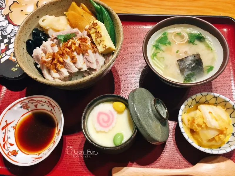 台中日式料理｜鵝房宮公益旗艦店。隱藏版鵝肉丼飯，只有老饕才知道的餐點！2019全台鵝肉飯大盤點