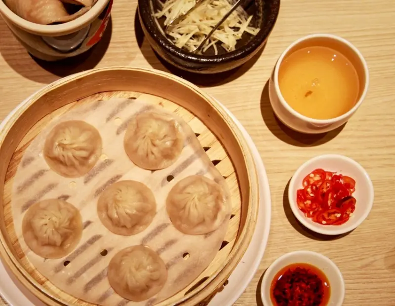 桃園美食/台茂漢來上海湯包，南台灣最強的皮薄餡豐湯包，終於來北部插旗啦！ - Ann‧榜哥‧生活事務所