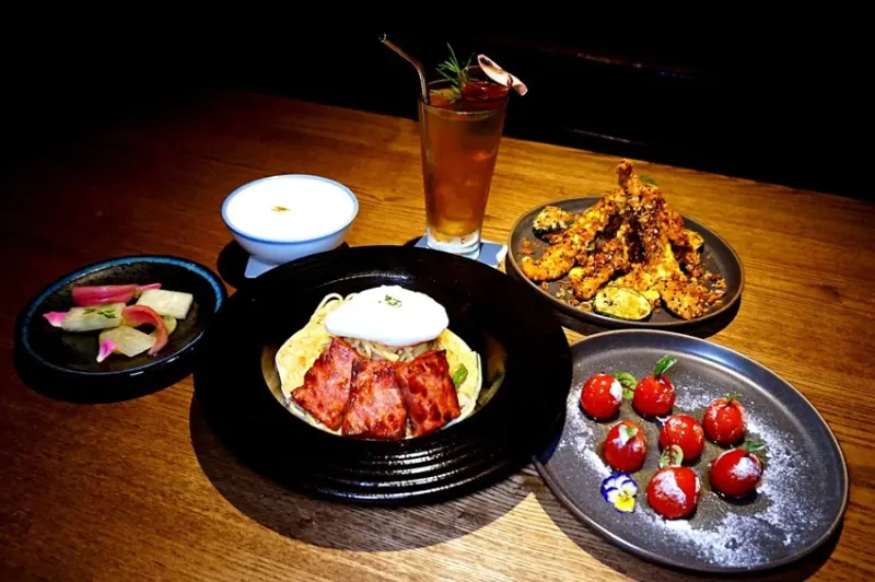 [台南美食] 鯤島 KHUNTOR SOSHOW - 一個帶著台南在地記憶的餐酒體驗/ 台南餐酒館推薦/ 台南喝酒推薦/ 台南酒吧