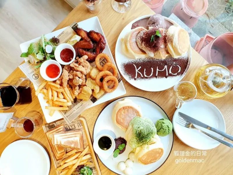 台中美食 │ KUMO朵朵雲 大里人氣日式厚鬆餅 義大利麵燉飯也吃的到 備有專屬停車場