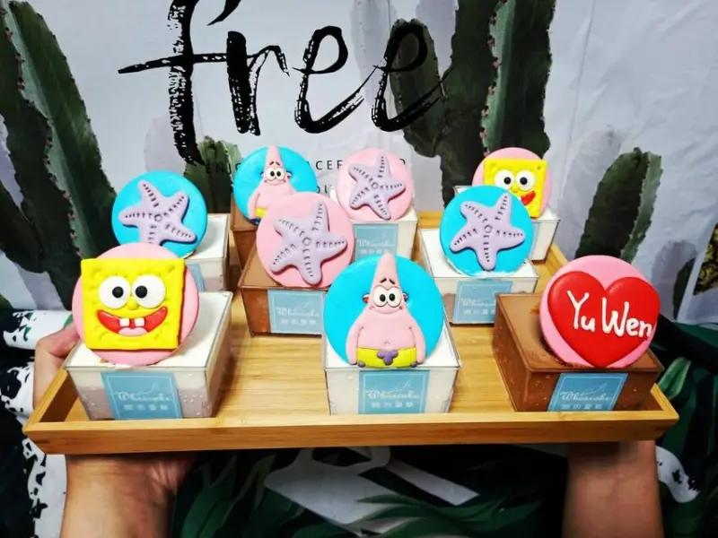 客製化海綿寶寶杯子蛋糕推薦,超可愛卡通造型杯子蛋糕開箱