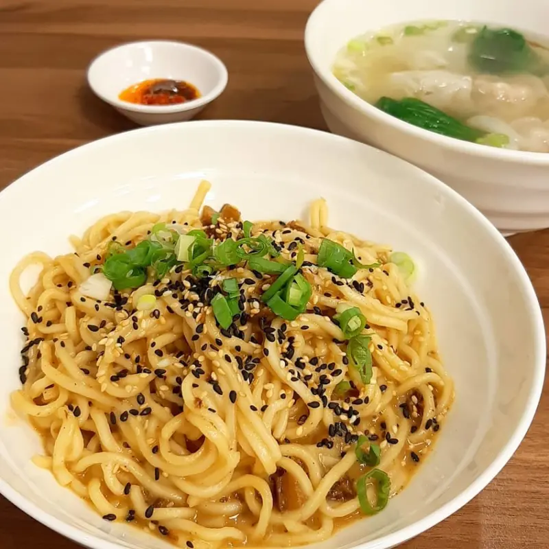 【新北市新店區 / 台灣小吃】新店美食 川味 拌嘴 拌麵