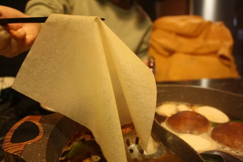 【松江南京美食】石撈麻辣鴛鴦鍋-和牛、牛小排、藍鑽蝦...等多種高檔食材吃到飽,還有啤酒無限暢飲,聚餐的好選擇!