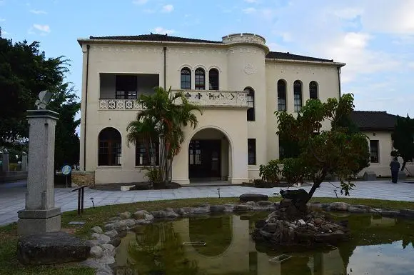 漫步偶像劇場景感受文藝氣息~~台中放送局