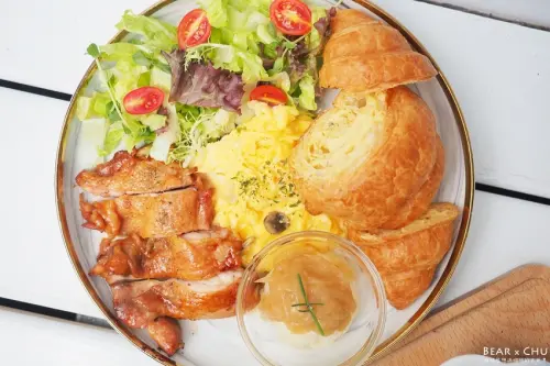 【桃園藝文特區早午餐推薦】日食Eclipse Cafe藝文店・融心起司三明治、早午餐拚盤