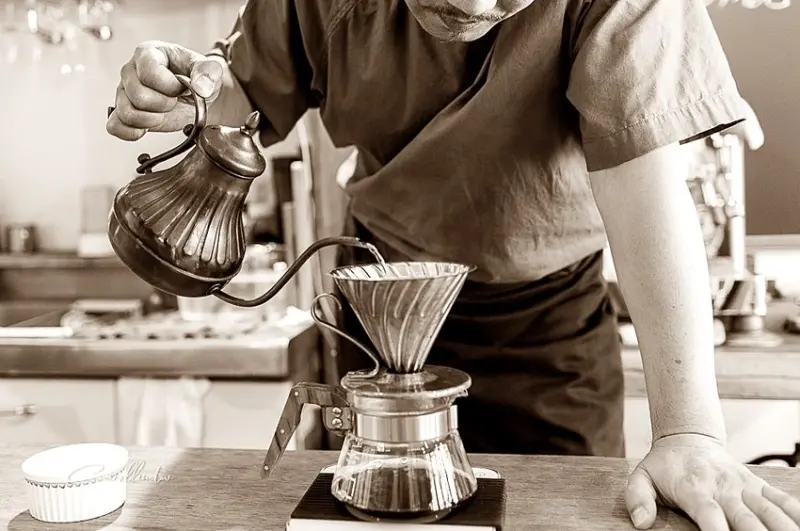 《Douzi 美術館站 舞圓人文會館》咖啡配菜脯 台灣味咖啡館 - 卡琳。摸魚兒趣