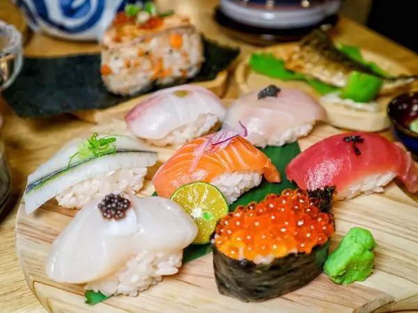 【台中】望月家。西區平價日式料理專賣，還有免費和服可以體驗喔~