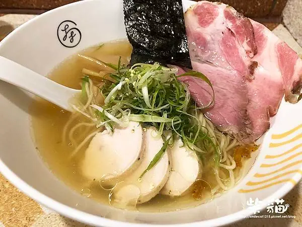 【新竹】別再說新竹是美食沙漠!隱藏市場的柚香拉麵:::柴貓IN【大角拉麵】