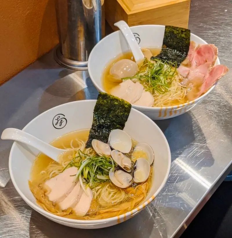 餐廳|東門市場巷弄內文青風「大角拉麵」，夏天來碗柚子口味最清爽啦!!